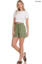 Load image into Gallery viewer, LINEN FRAYED HEM DRAWSTRING SHORTS WITH POCKETS