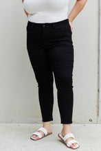 Load image into Gallery viewer, Judy Blue Kenya Full Size Mid Rise Slim Fit Jeans