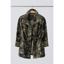 Load image into Gallery viewer, Camo Jacket