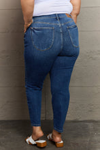 Load image into Gallery viewer, Judy Blue Taylor Full Size High Waist Shield Back Pocket Slim Fit Jeans