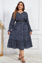Load image into Gallery viewer, Plus Size Floral Print V-Neck Flounce Sleeve Midi Dress