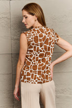Load image into Gallery viewer, Giraffe Print Round Neck Tank Top