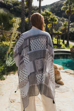 Load image into Gallery viewer, Color Graded Patchwork Kimono