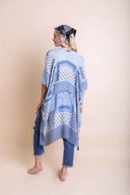 Load image into Gallery viewer, Color Graded Patchwork Kimono Ponchos
