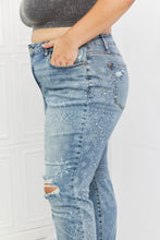 Load image into Gallery viewer, Judy Blue Maika Full Size Paisley Patterned Boyfriend Jeans