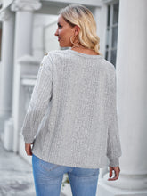 Load image into Gallery viewer, Shoulder Detail Round Neck Top