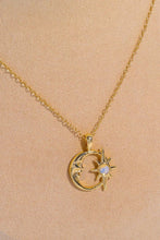 Load image into Gallery viewer, Copper 14K Gold Pleated Moon &amp; Star Shape Pendant Necklace