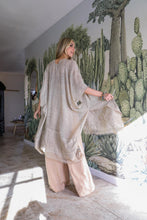 Load image into Gallery viewer, Sequin Detailed Frayed Kimono