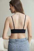 Load image into Gallery viewer, black leto collection bralette